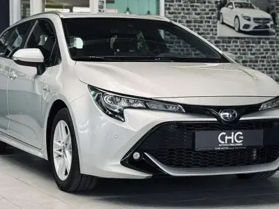 Gebraucht Toyota Corolla Club 122 PS (89 kW) 2019 Silber Kombi