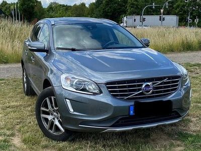 Usata Volvo XC60 Summum 150 CV (110 kW) 2017 Grigio SUV