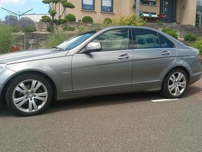 Mercedes 220