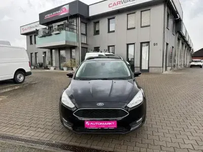 Gebraucht Ford Focus Business Edition 125 PS (91 kW) 2017 Andere Limousine