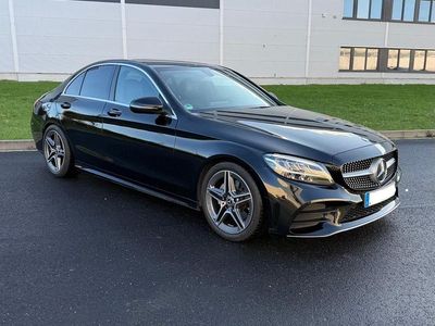 Schwarz Gebraucht 2021 Mercedes C220 AMG Limousine | 27.990 € (Fairer Preis)