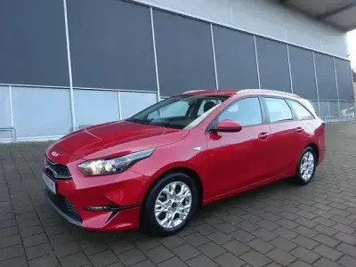 Gebraucht Kia Ceed Sportswagon 101 PS (74 kW) 2022 Rot Kombi
