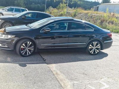 Gebraucht VW Passat 140 PS (102 kW) 2015 Schwarz Limousine