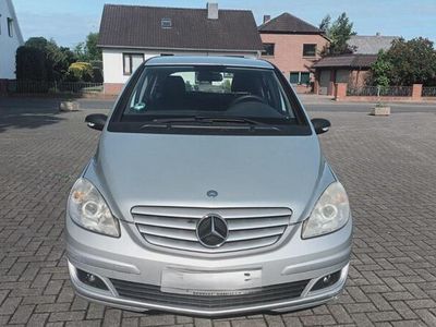 Mercedes B150