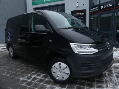 Usata VW Transporter 176 CV (129 kW) 2020 Nero Furgone