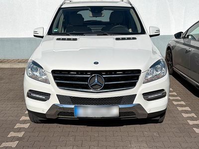 Gebraucht Mercedes ML350 258 PS (189 kW) 2012 Weiß SUV