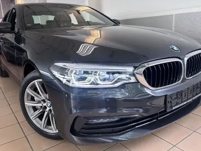 Gebraucht BMW 540 Sport Line 340 PS (250 kW) 2018 Grau Limousine