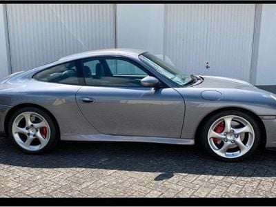 Porsche 911 Carrera