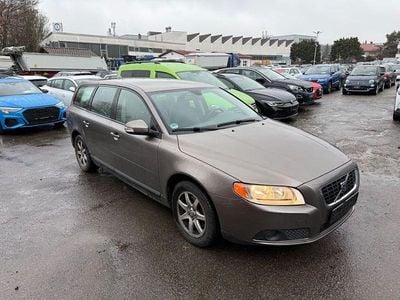 Gebraucht Volvo V70 Kinetic 136 PS (100 kW) 2008 Grau Kombi