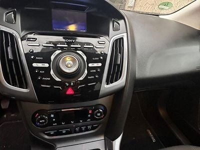 Gebraucht Ford Focus Champions Edition 182 PS (133 kW) 2013 Schwarz Kombi