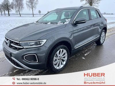 Indiumgrau metallic Neu 2026 VW T-Roc Style SUV | 30.640 €