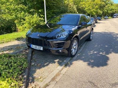 Porsche Macan S