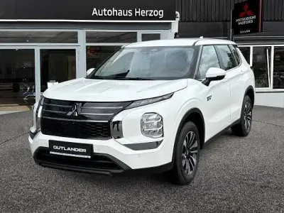 Neu Mitsubishi Outlander P-HEV Diamant Edition 306 PS (225 kW) 2026 Weiß SUV