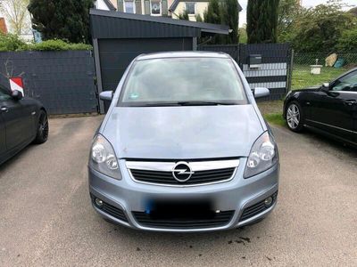 gebraucht Opel Zafira 1.9 7 Sitzer/Automatik