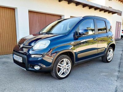Second-hand Fiat Panda Cross Cross 95 CP (69 kW) 2017 Albastru Hatchback