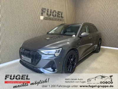 Gebraucht Audi e-tron S-Line 300 kW (408 PS) 2023 Daytonagrau perleffekt SUV