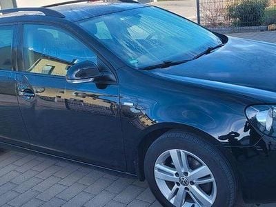 Gebraucht VW Golf VII Match 105 PS (77 kW) 2012 Schwarz Kombi