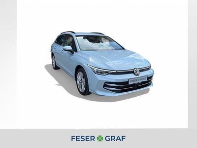 Crystal ice blue metallic Gebraucht 2025 VW Golf VIII Style Kombi | 32.440 € (Fairer Preis)