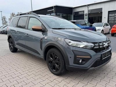 Gebraucht Dacia Jogger Extreme 110 PS (80 kW) 2024 Grau Van / Kleinbus