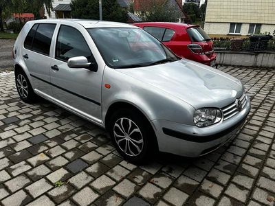 VW Golf IV
