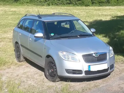 Gebraucht Skoda Fabia Classic 69 PS (50 kW) 2009 Silber Kombi