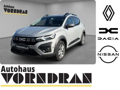 Gebraucht Dacia Sandero Stepway 91 PS (66 kW) 2023 Moonstonegrau Limousine