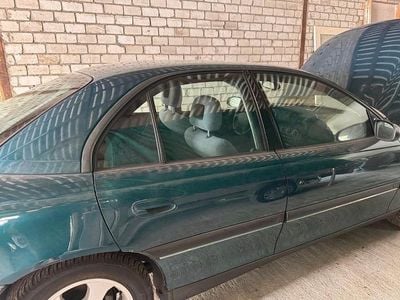 Gebraucht Opel Omega 115 PS (84 kW) 1995 Grün Limousine
