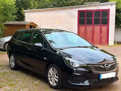 Gebraucht Opel Astra Business Elegance 122 PS (89 kW) 2020 Schwarz Kombi