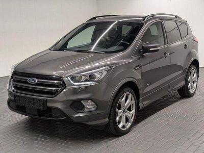 Magneticgraumet. Gebraucht 2018 Ford Kuga ST-Line SUV | 16.950 € (Fairer Preis)