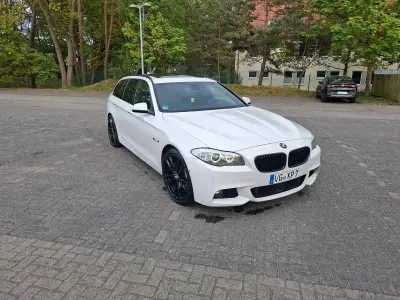 Używany BMW 530 M Sport 245 KM (180 kW) 2011 Biały Sedan/Limuzyna