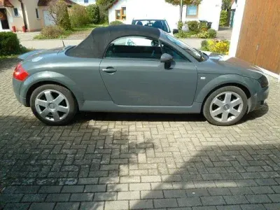 Gebraucht Audi TT Roadster Sport 179 PS (131 kW) 2000 Grau Cabrio