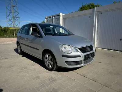 Gebraucht VW Polo Comfortline 75 PS (55 kW) 2006 Silber Kleinwagen