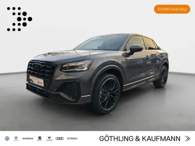 Gebraucht Audi Q2 S-Line 150 PS (110 kW) 2025 Mythosschwarz metallic SUV