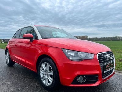 gebraucht Audi A1 attraction 1.6 TDI / Automatik / Navi