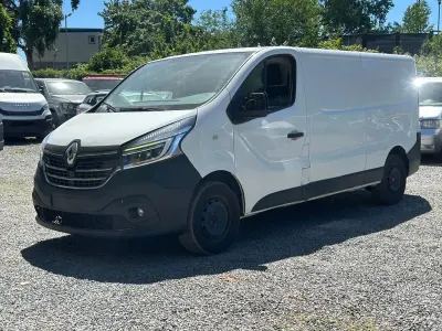 Gebraucht Renault Trafic 120 PS (88 kW) 2021 Weiß Van / Kleinbus