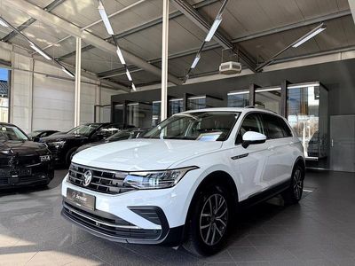 Second-hand VW Tiguan R 150 CP (110 kW) 2022 Alb SUV