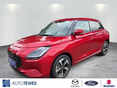Neu Suzuki Swift Comfort 82 PS (60 kW) 2025 Burning red pearl metallic/super black pearl metal Kleinwagen