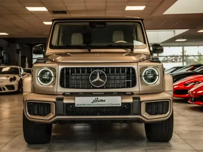 Neu Mercedes G63 AMG Night 585 PS (430 kW) 2026 Beige SUV