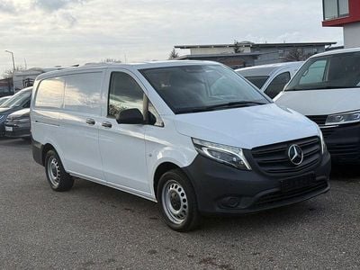 Używany Mercedes Vito 163 KM (119 kW) 2022 Biały Van