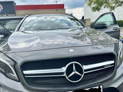 Mercedes GLA45 AMG