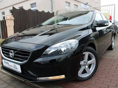 Gebraucht Volvo V40 Kinetic 114 PS (83 kW) 2014 Schwarz Limousine
