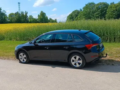 Używany Skoda Scala Cool Plus 110 KM (80 kW) 2021 Czarny Hatchback