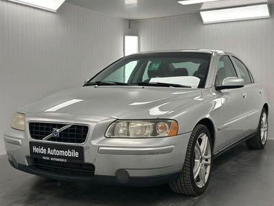 Silber Gebraucht 2004 Volvo S60 Kinetic Limousine | 1.990 € (Guter Preis)