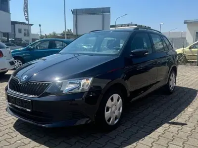 Gebraucht Skoda Fabia Active 75 PS (55 kW) 2018 Schwarz Kombi