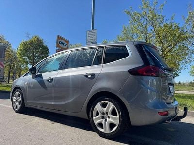 Usata Opel Zafira 170 CV (125 kW) 2019 Grigio Monovolume