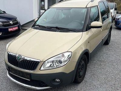 Usata Skoda Roomster Scout 105 CV (77 kW) 2011 Beige Station wagon