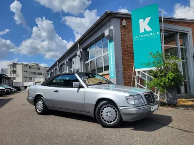 Gebraucht Mercedes E320 220 PS (161 kW) 1993 Silber Cabrio
