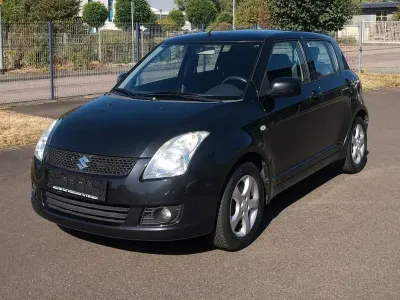 Gebraucht Suzuki Swift Club 92 PS (67 kW) 2009 Schwarz Kleinwagen