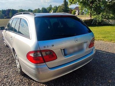 Mercedes E320