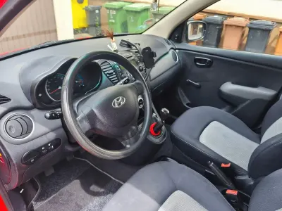 Gebraucht Hyundai i10 Edition+ 69 PS (50 kW) 2010 Rot Kleinwagen